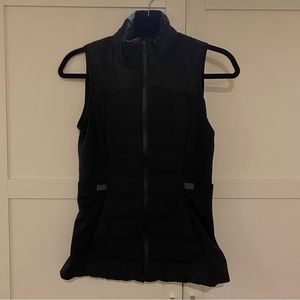Lululemon Down For It All Vest Black Size 4